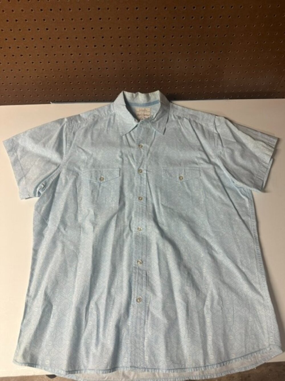 Red Camel Shirt Men's XL Light Blue Geometric Short Sleeve Button Up